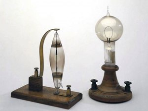 Как изобреталась лампочка накаливания 