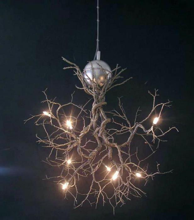 потолочный светильник из дерева