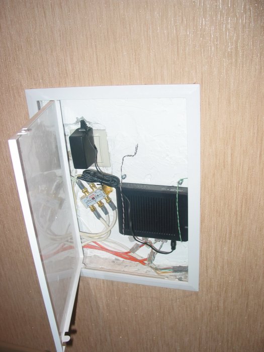 фото:Как правильно прокладывать интернет, акустические провода и кабели в квартире