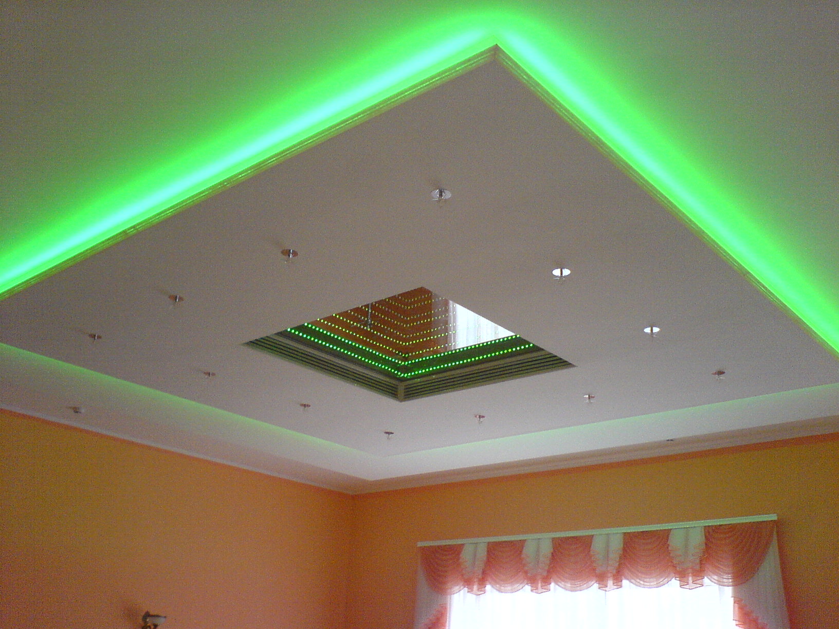 Светодиодная подсветка потолка из гипсокартона