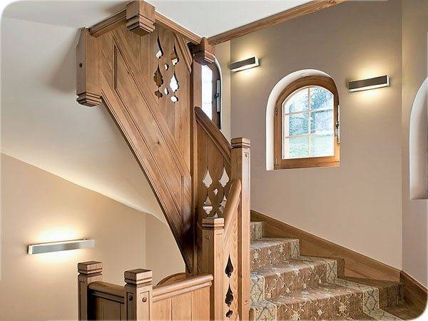 Идея светового оформления лестницы своими руками в кантри стиле