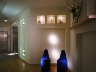 Настенные светильники для прихожей и коридора